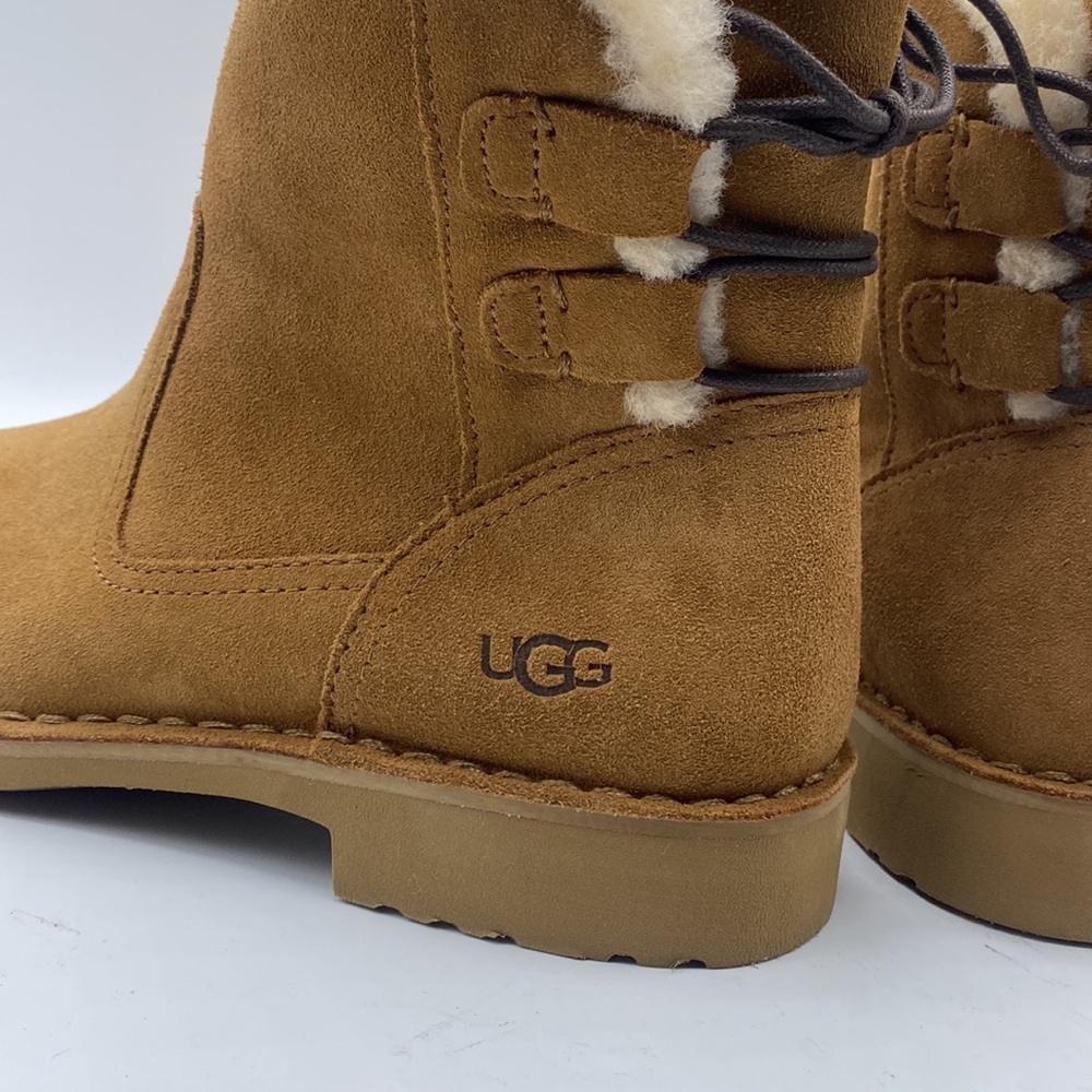 UGG Naiyah Boots - Picture 3 of 9